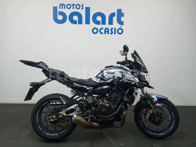 Yamaha MT-07 - Vista 13
