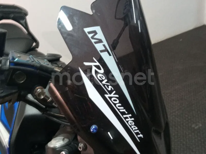 Yamaha MT-07 - Vista 10