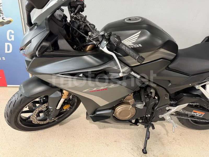 Honda CBR500R - Vista 5
