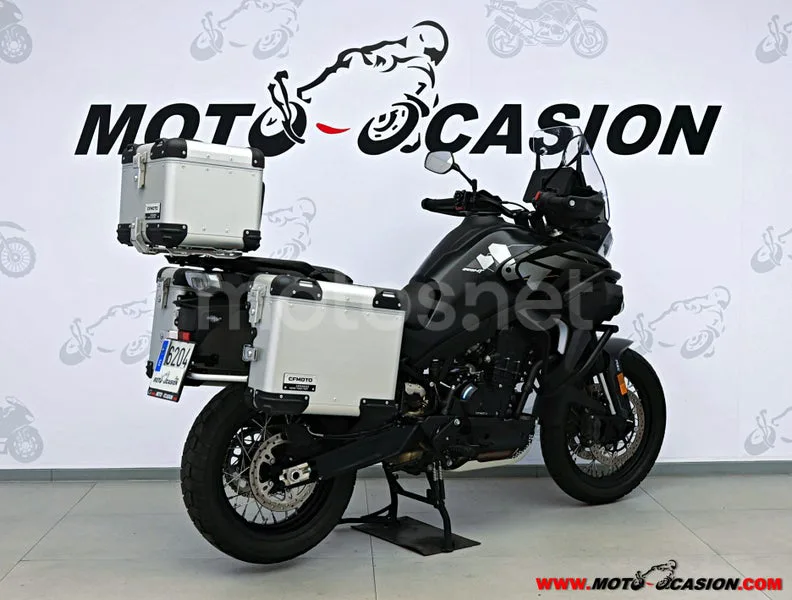 CFMOTO 800MT - Vista 3