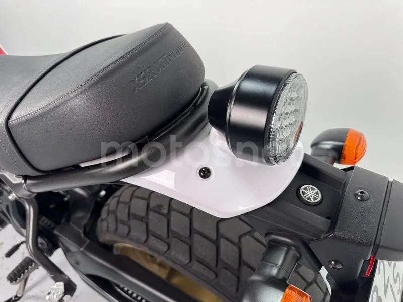 Yamaha XSR700 - Vista 17