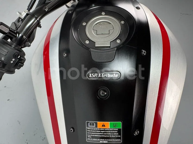 Yamaha XSR700 - Vista 9