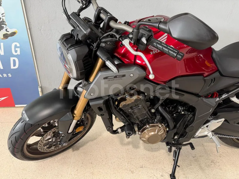 Honda CB650R - Vista 5