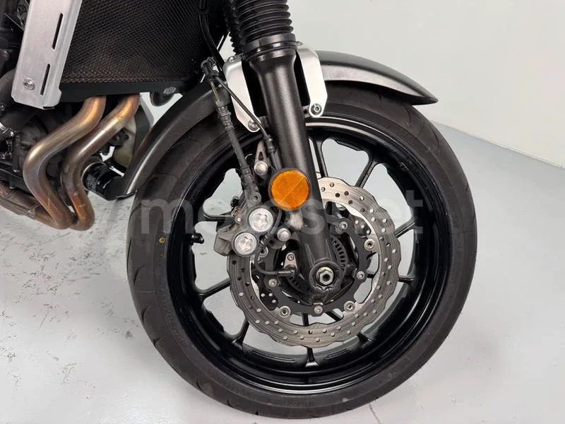 Yamaha XSR700 - Vista 4