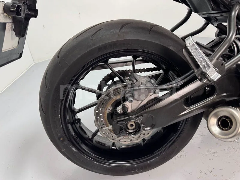 Yamaha XSR700 - Vista 7