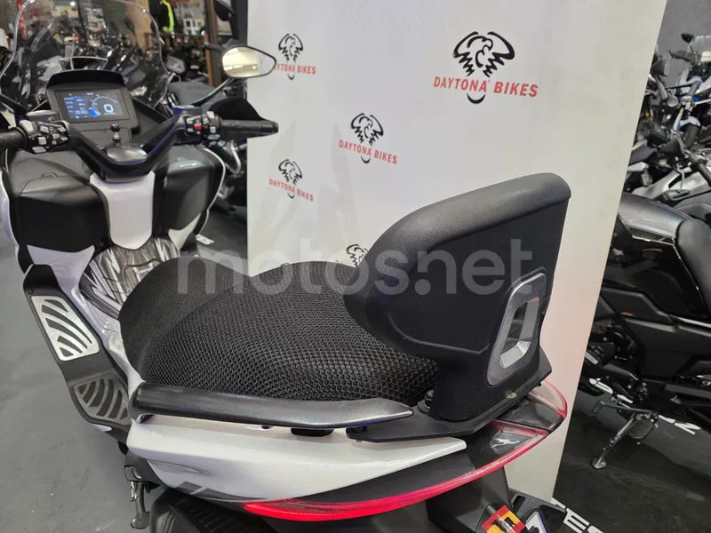 Zontes 350 E - Vista 8
