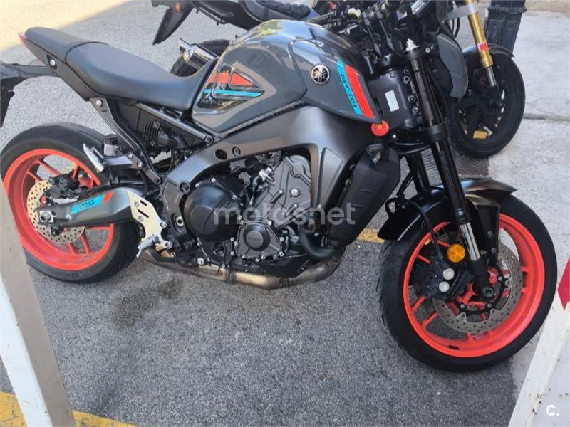 Yamaha MT-09 - Vista 5