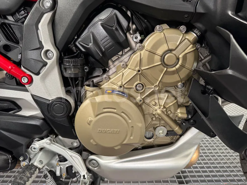 Ducati Multistrada V4 - Vista 16