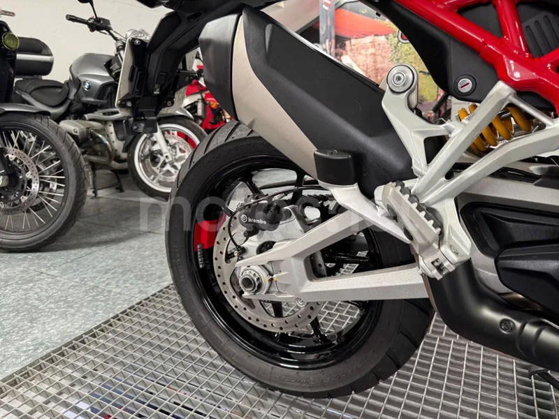 Ducati Multistrada V4 - Vista 17