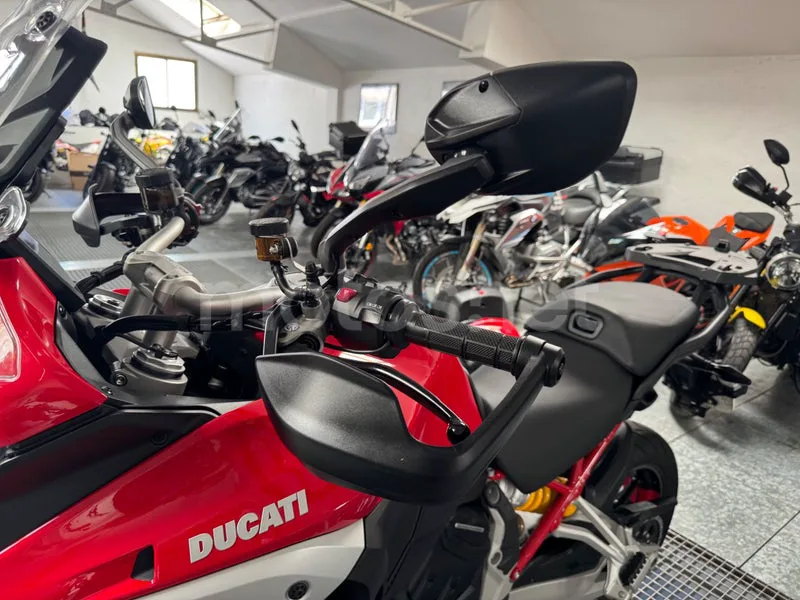 Ducati Multistrada V4 - Vista 20