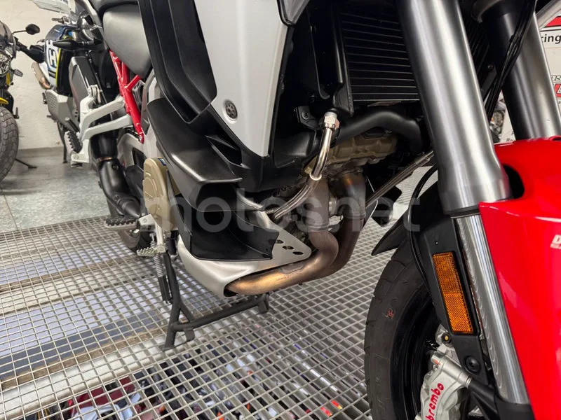 Ducati Multistrada V4 - Vista 23