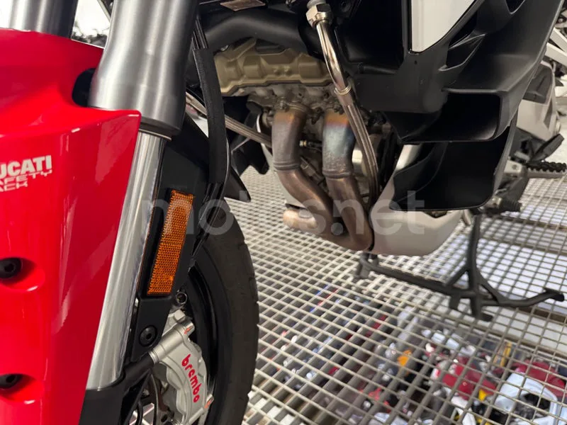 Ducati Multistrada V4 - Vista 24