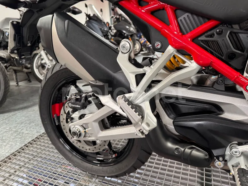 Ducati Multistrada V4 - Vista 27