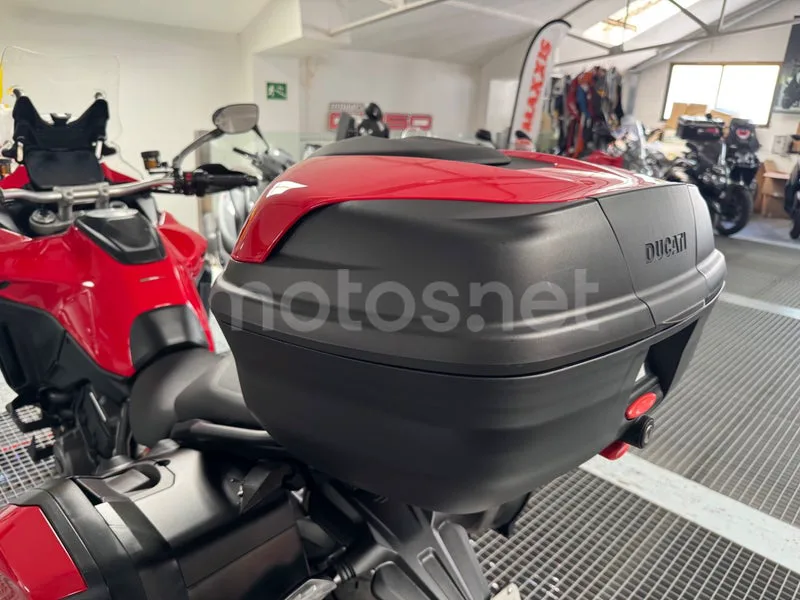 Ducati Multistrada V4 - Vista 43