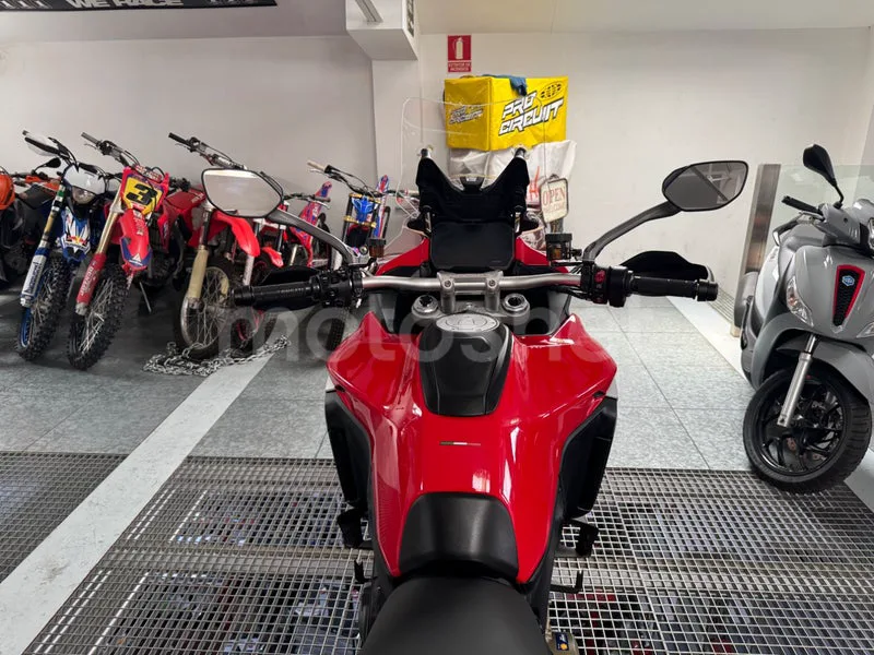 Ducati Multistrada V4 - Vista 50