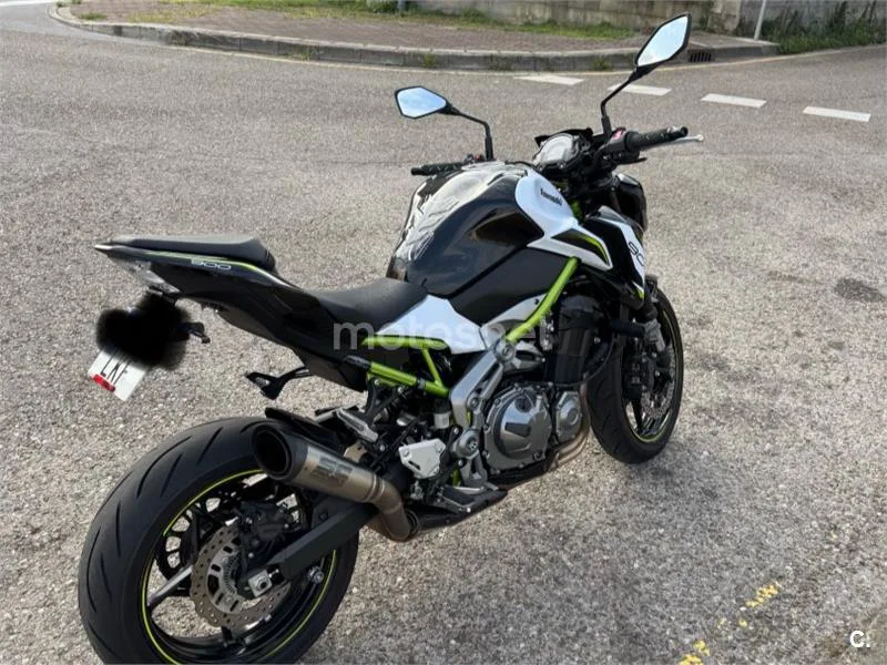 Kawasaki Z900 - Vista 6