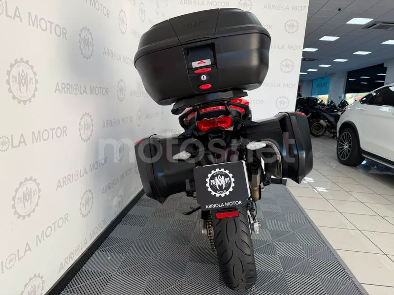 Ducati Multistrada V4 - Vista 7