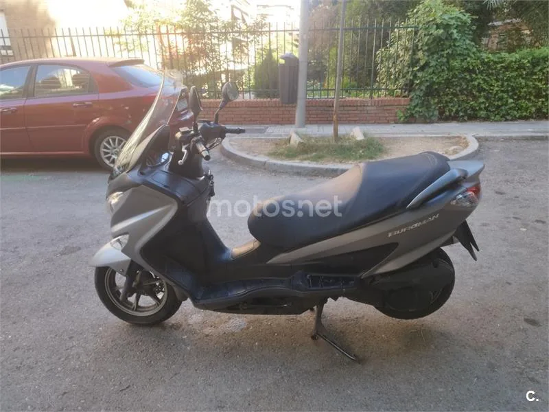 Suzuki Burgman 125 - Vista 6