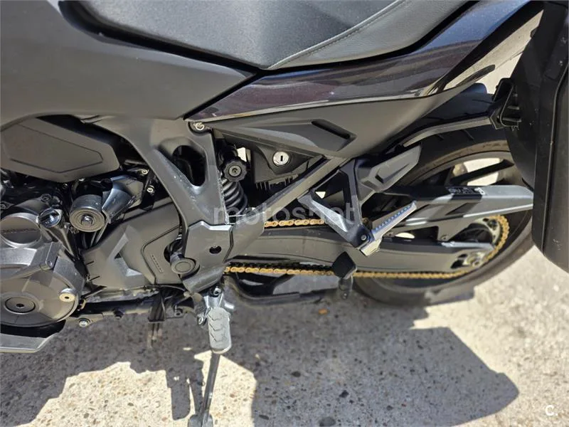 Honda NT1100 - Vista 12