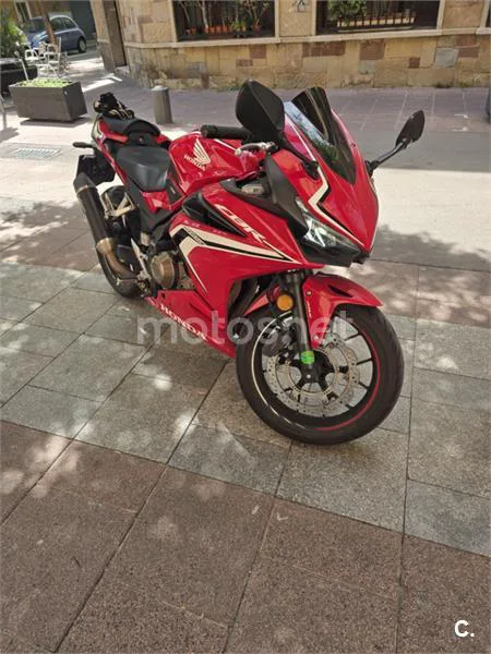 Honda CBR500R - Vista 3