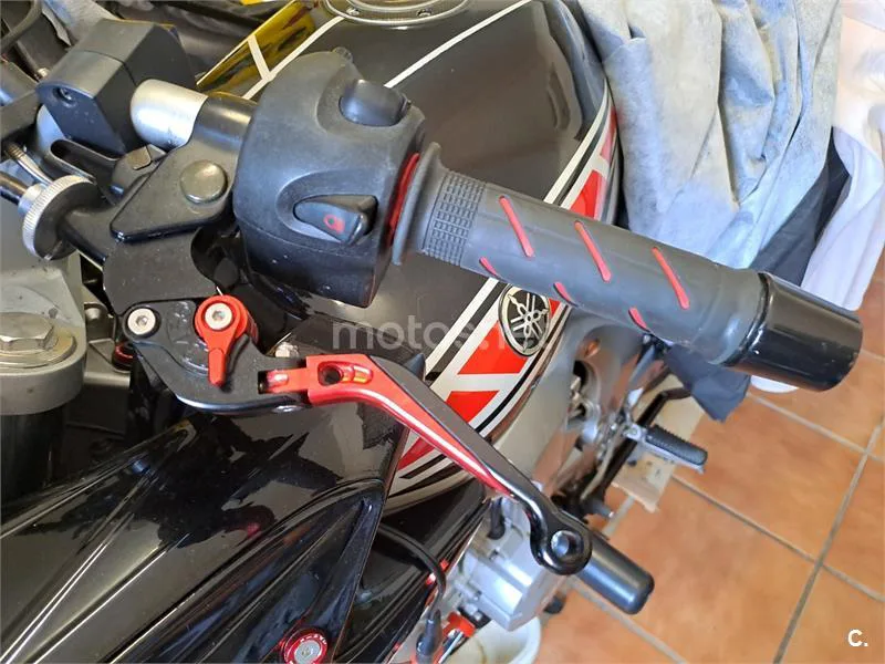 Yamaha FZ6 Fazer - Vista 5