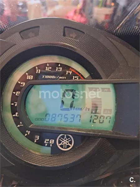 Yamaha FZ6 Fazer - Vista 6