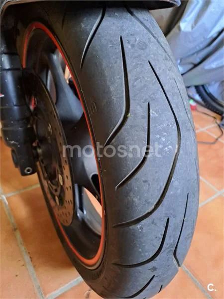 Yamaha FZ6 Fazer - Vista 7