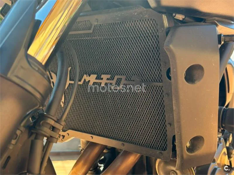 Yamaha MT-07 - Vista 10