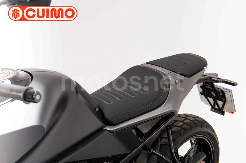 Husqvarna Svartpilen 801 - Vista 23