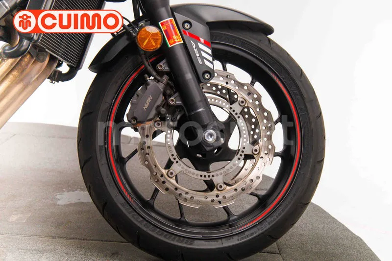 Honda CB650F - Vista 14