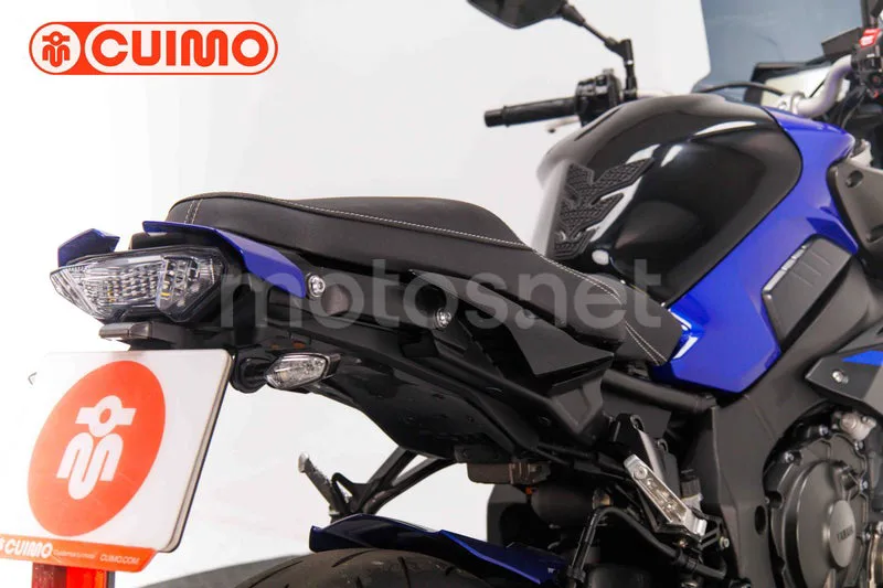 Yamaha MT-10 - Vista 16