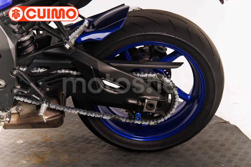 Yamaha MT-10 - Vista 18
