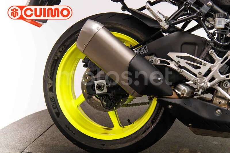Yamaha MT-10 - Vista 16