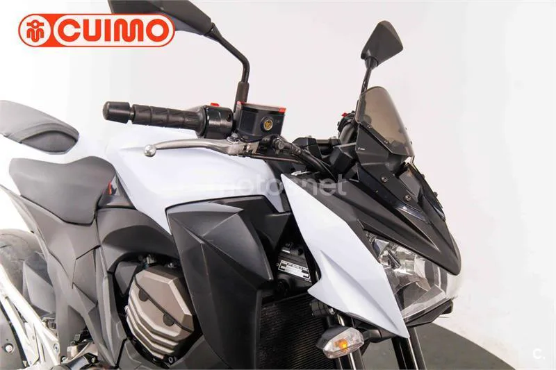 Kawasaki Z800 - Vista 11