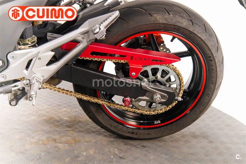 Kawasaki Z800 - Vista 26