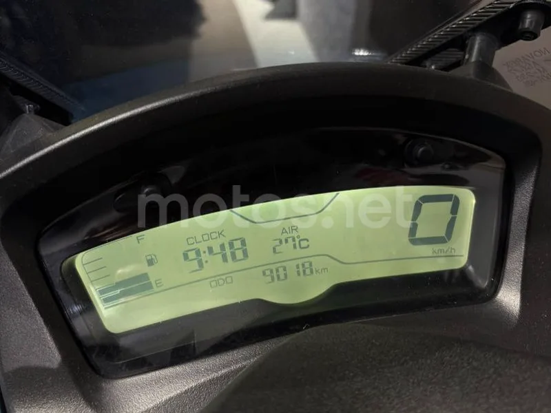 Yamaha Tricity 125 - Vista 4