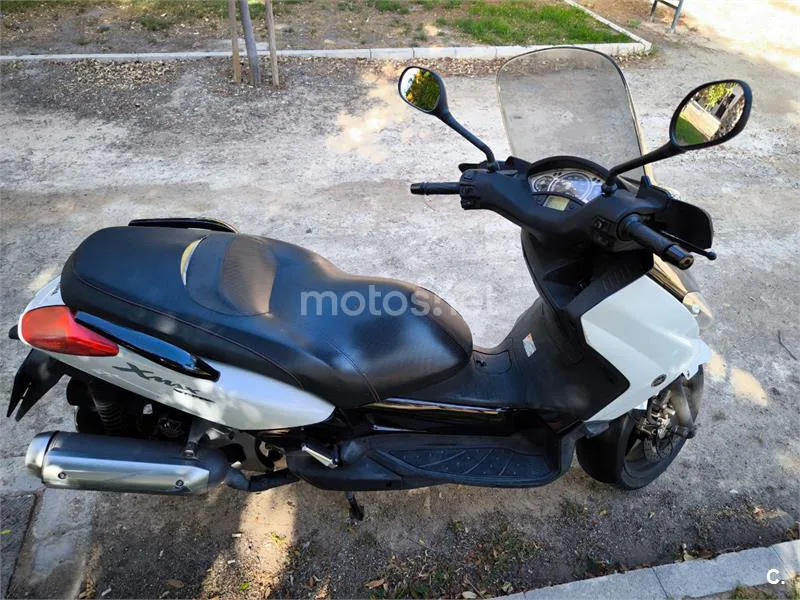 Yamaha XMAX 125 - Vista 11