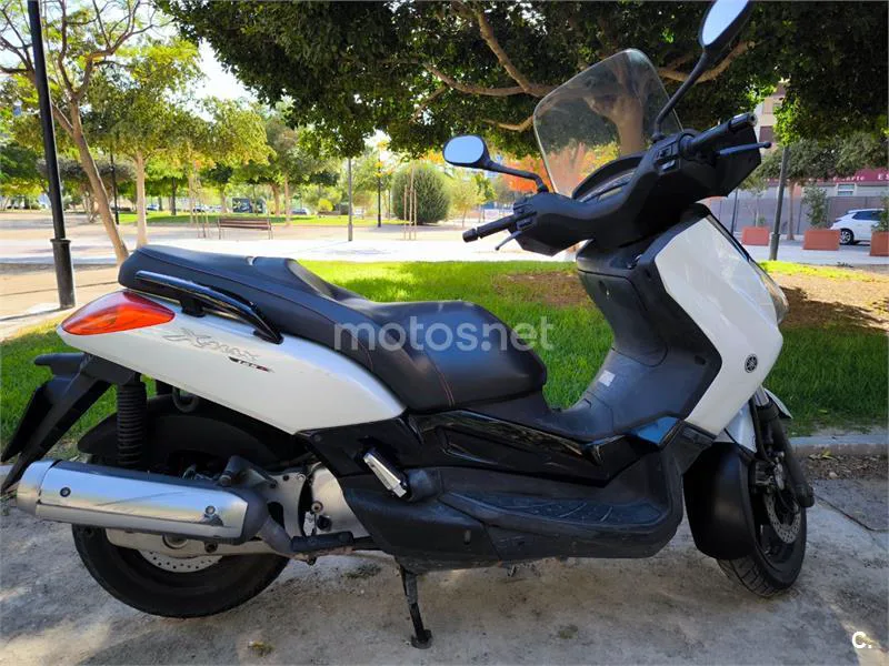 Yamaha XMAX 125 - Vista 12