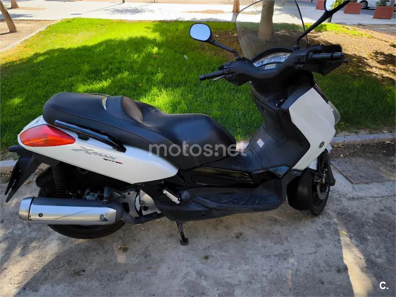 Yamaha XMAX 125 - Vista 13