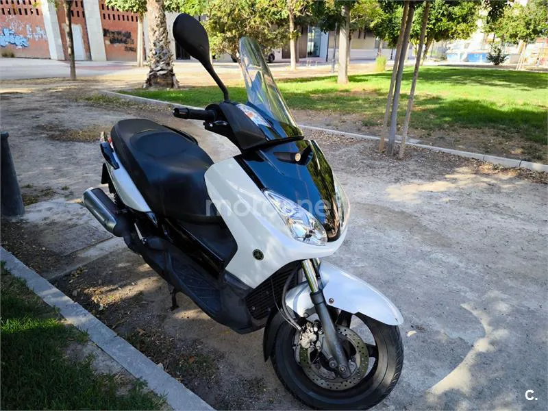 Yamaha XMAX 125 - Vista 7