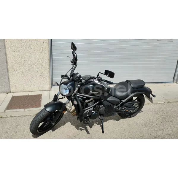 Kawasaki Vulcan S - Vista 4
