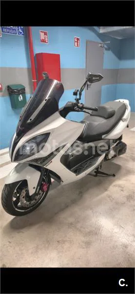 Kymco Xciting 500 600 € 2009 Madrid - 1