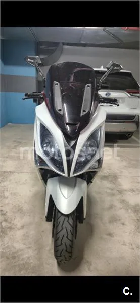 Kymco Xciting 500 - Vista 3