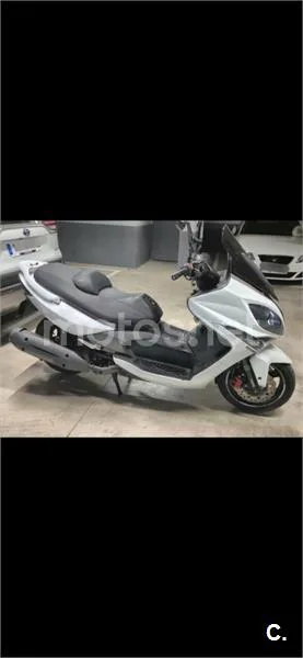 Kymco Xciting 500 - Vista 7