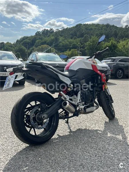 BMW F 900 R - Vista 4