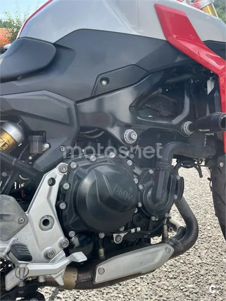 BMW F 900 R - Vista 5