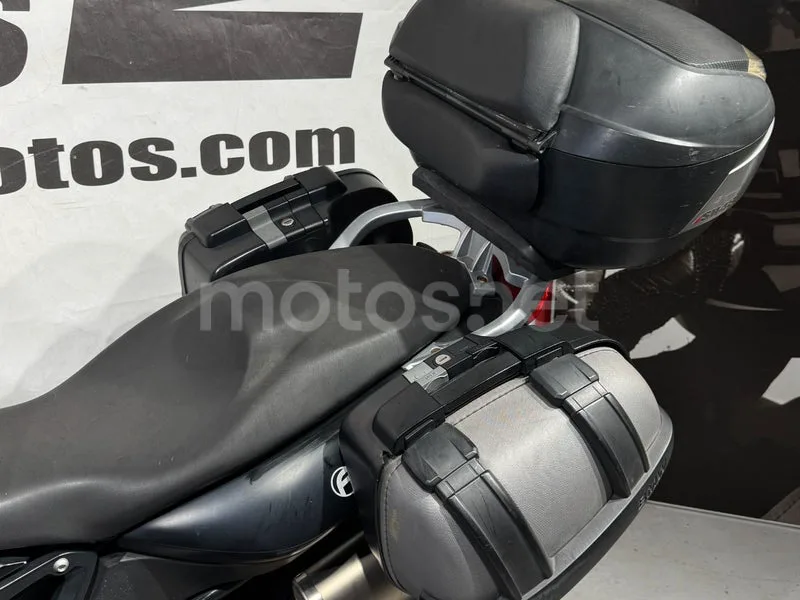 BMW F 800 R - Vista 11