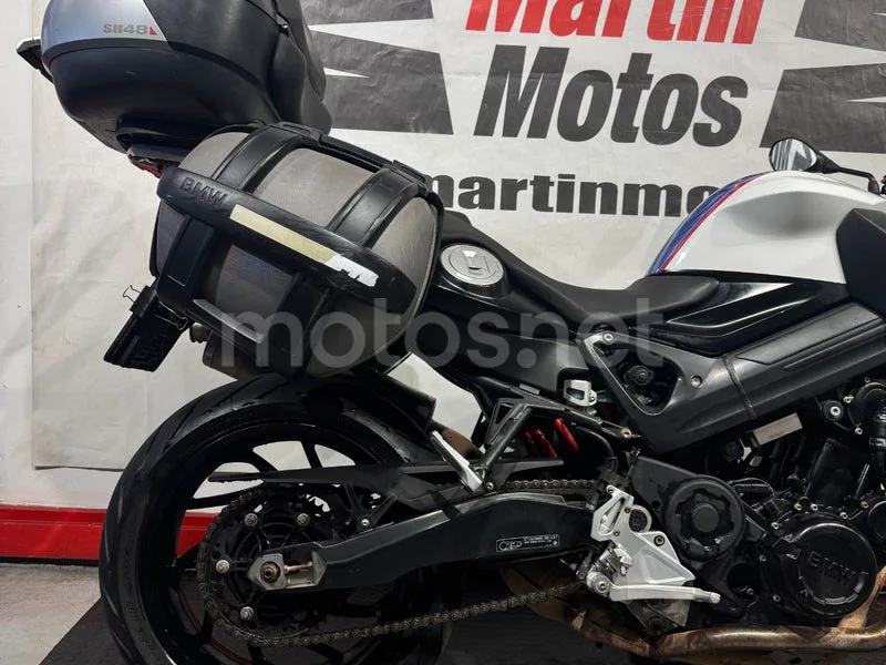 BMW F 800 R - Vista 7