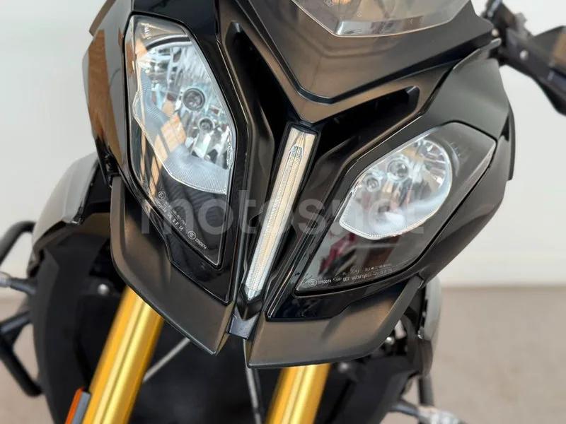 BMW S 1000 XR - Vista 8