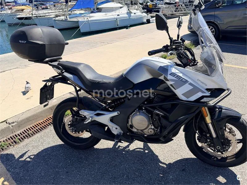 CFMOTO 650MT - Vista 5